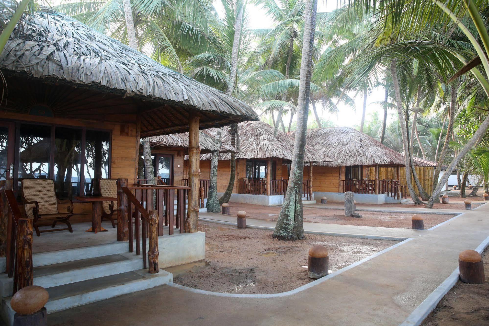 Thejan Beach Cabanas Bentota Kültér fotó